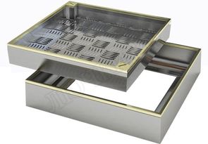 Напольный люк Премиум 44 с латунным кантом Напольный люк Премиум 44 с латунным кантом