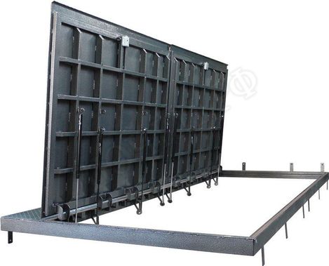 Напольный люк Дворник Уголок, нержавеющий рифленый лист, 2 створки Напольный люк Дворник Уголок, нержавеющий рифленый лист, 2 створки