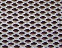 Решетка металлическая с перфорацией ПВС врезная 600*100, золото Решетка металлическая с перфорацией ПВС врезная 600*100, золото